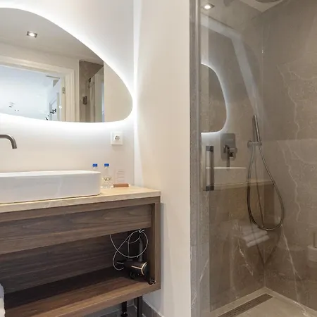 Boutique Novi Hotell