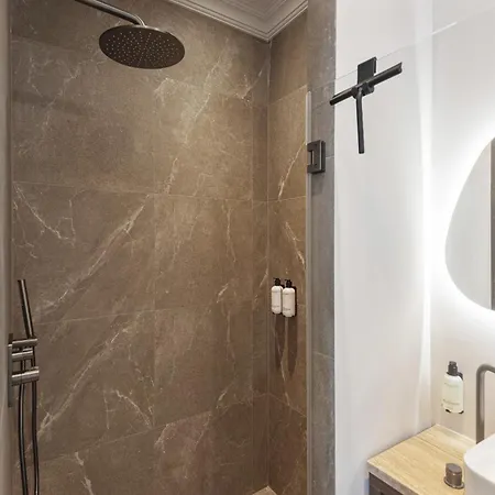 Boutique Novi Hotell