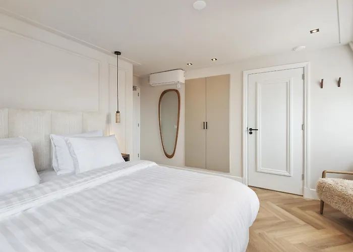 Boutique Novi * 赞德沃特