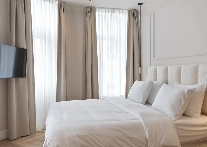 Boutique Novi 赞德沃特